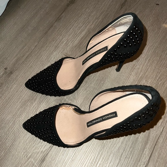 Ellis D'Orsay Pointed Toe Pumps - Picture 3 of 5